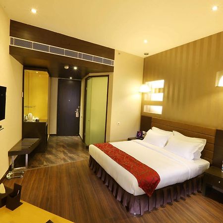 Five Elements Hotels Delhi- North Avenue New Delhi Exterior photo